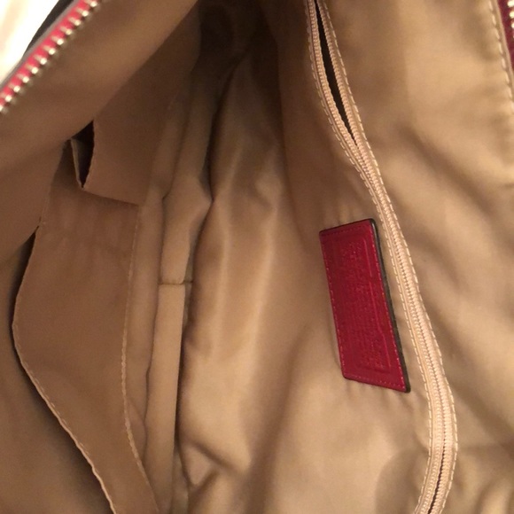Authentic red leather Coach crossbody - Picture 5 of 6